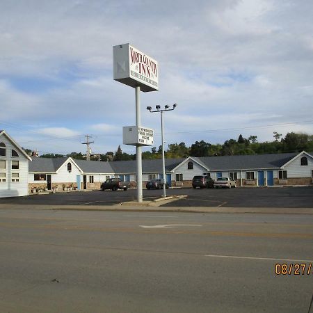 Mandan North Country Inn & Suites מראה חיצוני תמונה