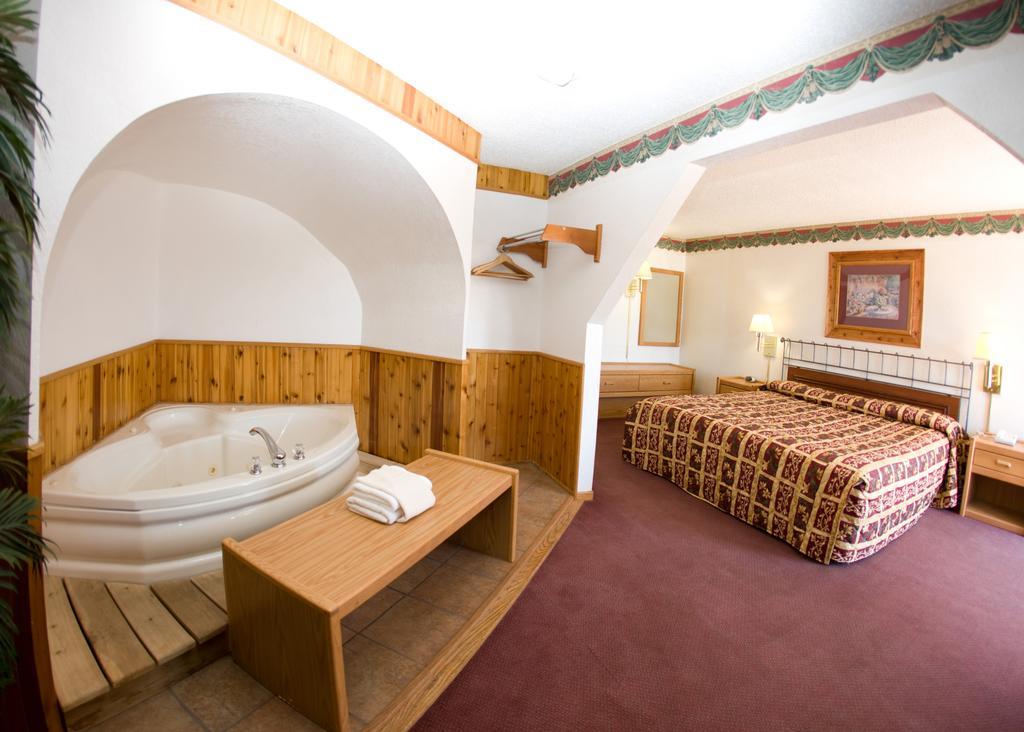 Mandan North Country Inn & Suites מראה חיצוני תמונה