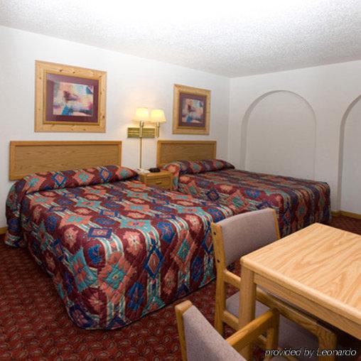 Mandan North Country Inn & Suites חדר תמונה