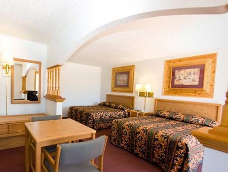 Mandan North Country Inn & Suites מראה חיצוני תמונה